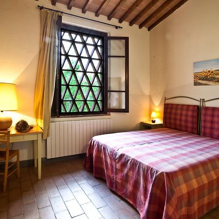 Podere Il Pino Poggibonsi Room photo